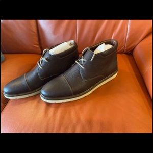NWT Mens Clark’s brown size 12